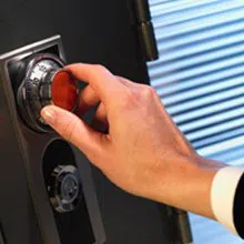 Advantage Locksmith Store Chicago, IL 312-288-7583 - sb-com-01